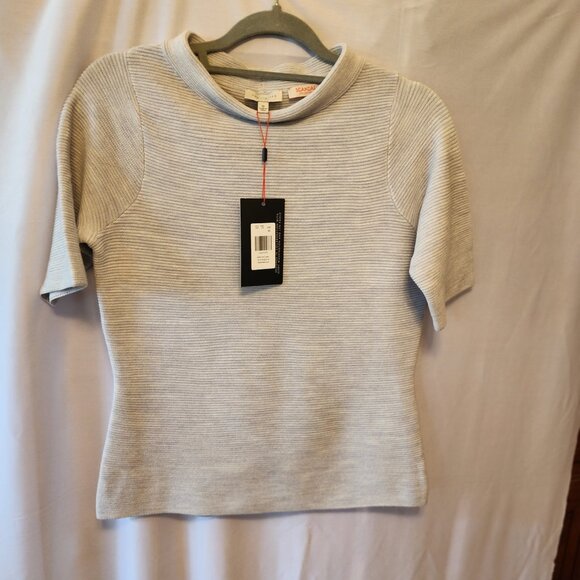 THE LIMITED SCANDEL COLLECTION BEIGE NEUTRAL  KNIT SWEATER SIZE M WITH TAGS - Picture 1 of 11